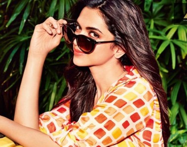 deepika vogue glasses