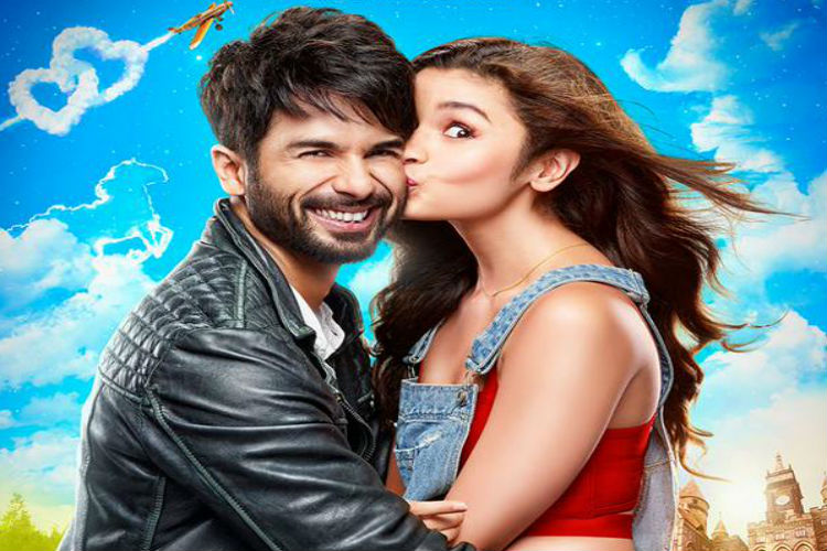 Shaandaar First Look Shahid Kapoor And Alia Bhatt Looks Wonderful 