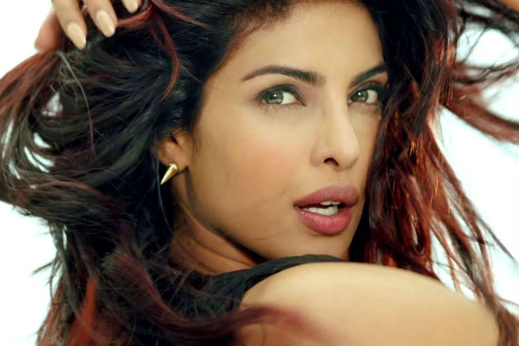 Priyanka Chopra Reveals Her Quantico Identity Filmymantra 