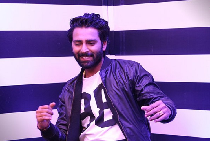 Manveer D