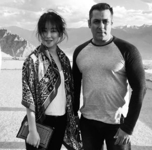 Tubelight 3
