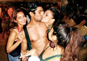 Top 30 Most CONTROVERSIAL Pictures Of Bollywood Celebrities ...