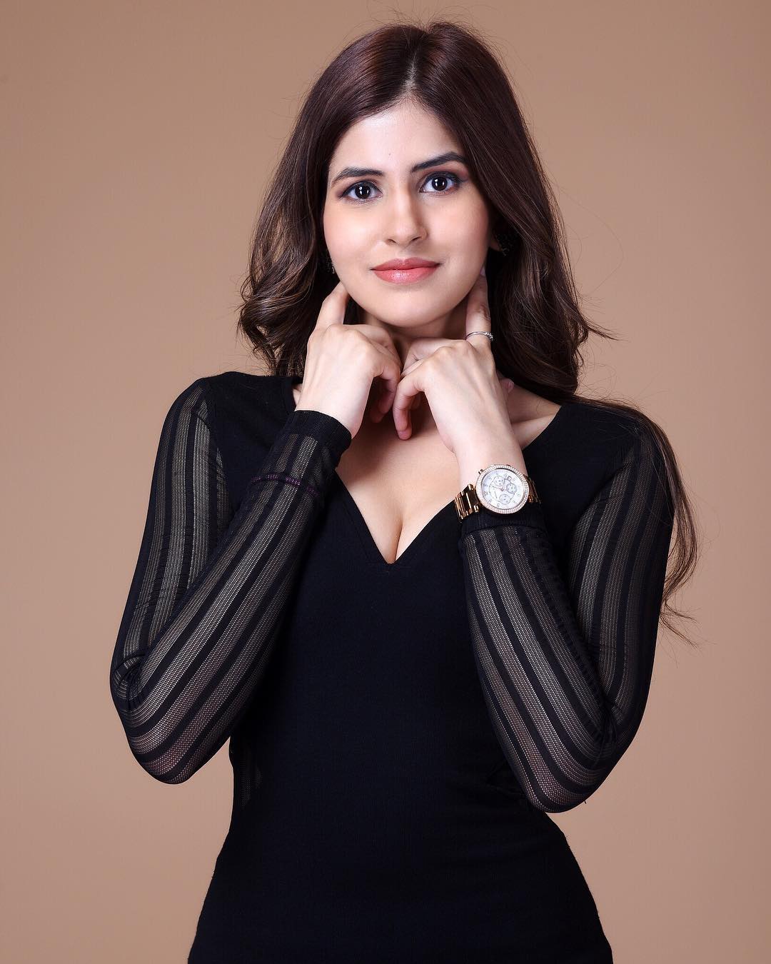 S latest. Сакши Малик. Малики человек. Sakshi Malik bom Diggy Diggy. Beguiling photo model Madalyn.