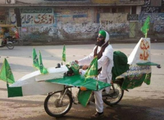 10 Hilarious Pictures From Pakistan That Are Too Funny! – Filmymantra