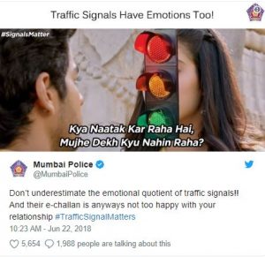 मुंबई पुलिस ने बनाया 'धड़क' का मीम,
