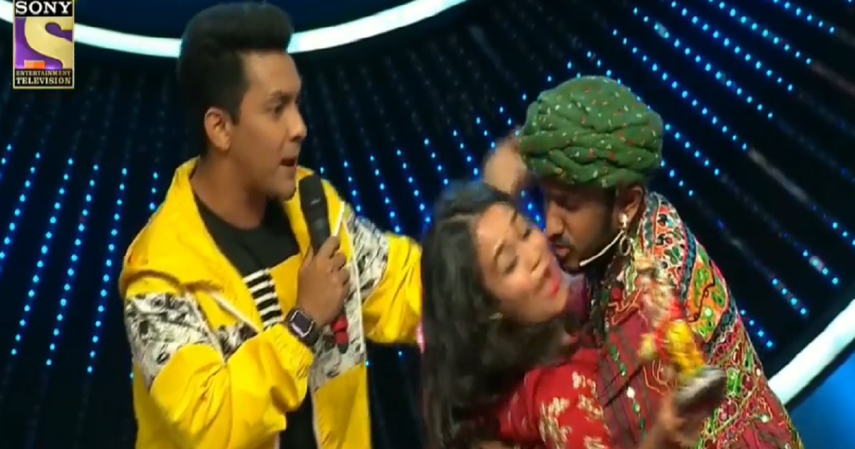 Indian Idol 11 A Contestant Forcefully Kissed Neha Kakkar On Stage Filmymantra 