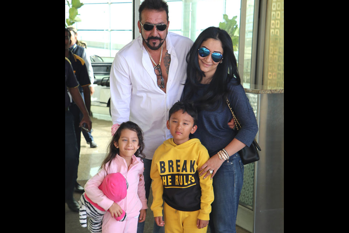 Sanjay Dutt majorly misses his family on his special day!