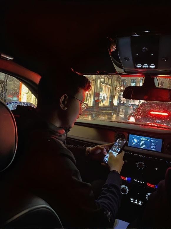 Yashraj Rautela in Piccadilly Circus, London in Rolls Royce January 2021