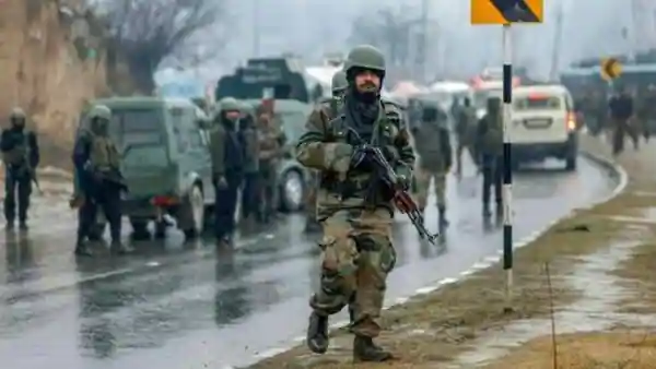 Country Mourning Over 3rd Anniversary of Pulwama Attack: Paramilitary Force Pays Tributes To Soldiers Killed In Pulwama Attack
